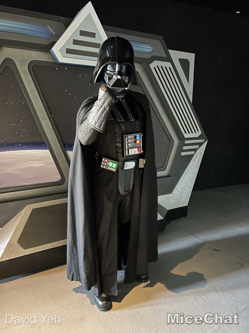 , Disneyland Update – Poison Apples, Summer Crowds, Spider-Fail