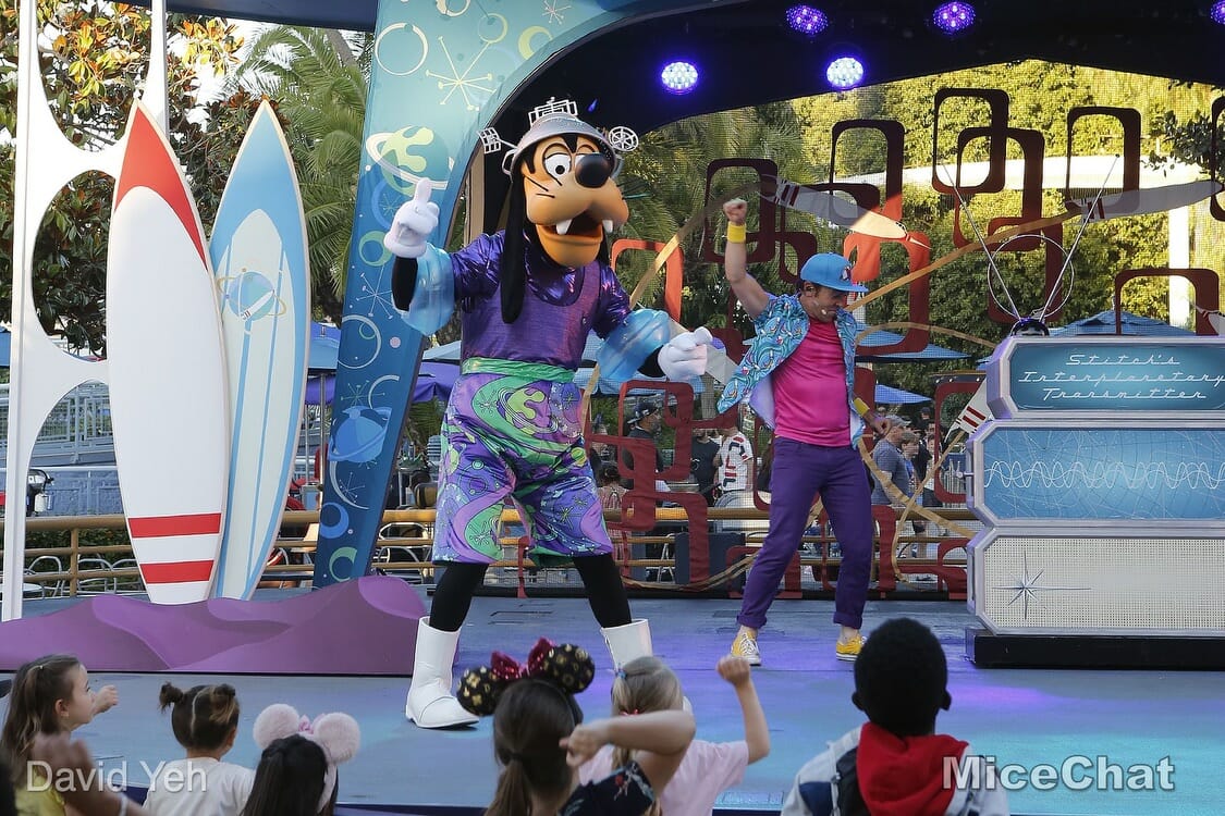 , DISNEYLAND UPDATE: Tiki Treats, Dancing Feats & Banana Beats!