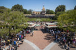 Disneyland summer crowds main entrance DSC_6747-4K