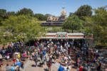Disneyland summer crowds main entrance DSC_6752-4K