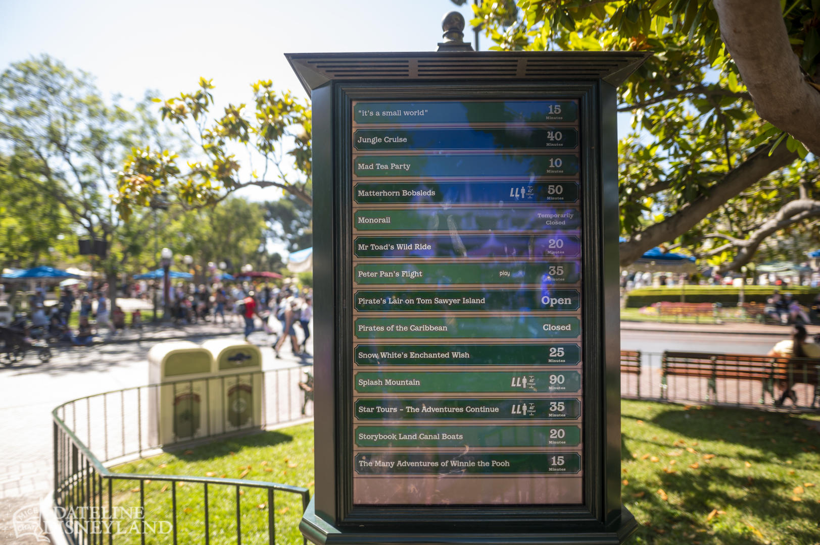 Disneyland, Dateline Disneyland: Mercury Climbs, Crowds Thin, and a Musical Tradition Returns