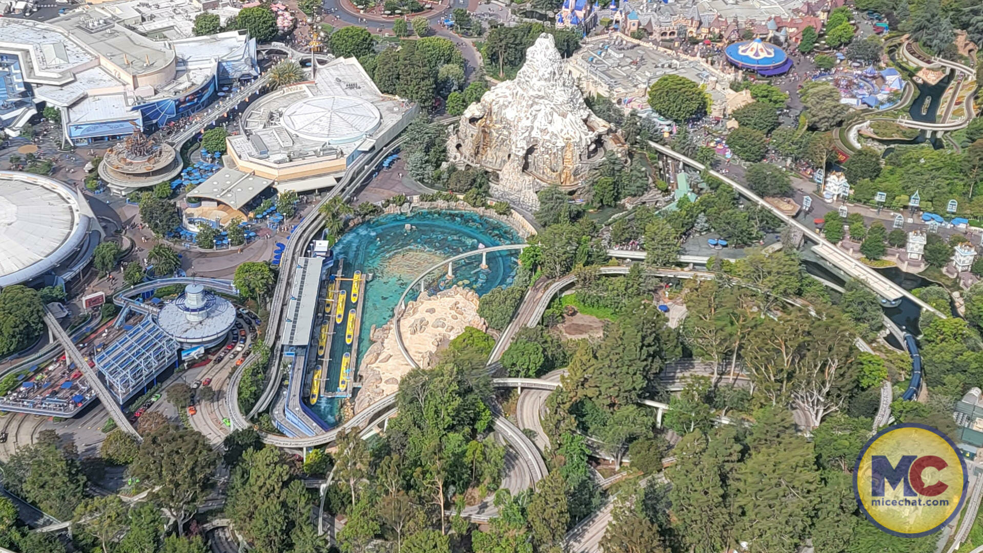 , Disneyland Update: New Views, Booking Up & Locking Out