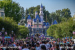 Disneyland_Main Street_Sleeping Beauty Castle_Crowds Pre-Parade (1 of 1)