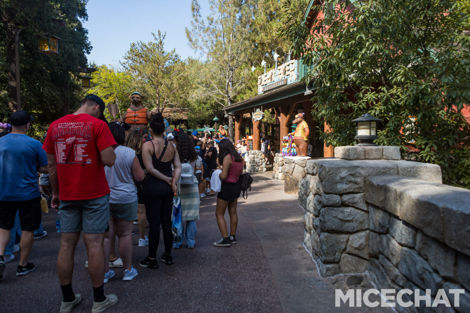 , Disneyland Update: Summer Flare and Halloween Scare