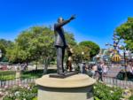 Disneyland Beauty Hub partners statue walt and mickey-micechat