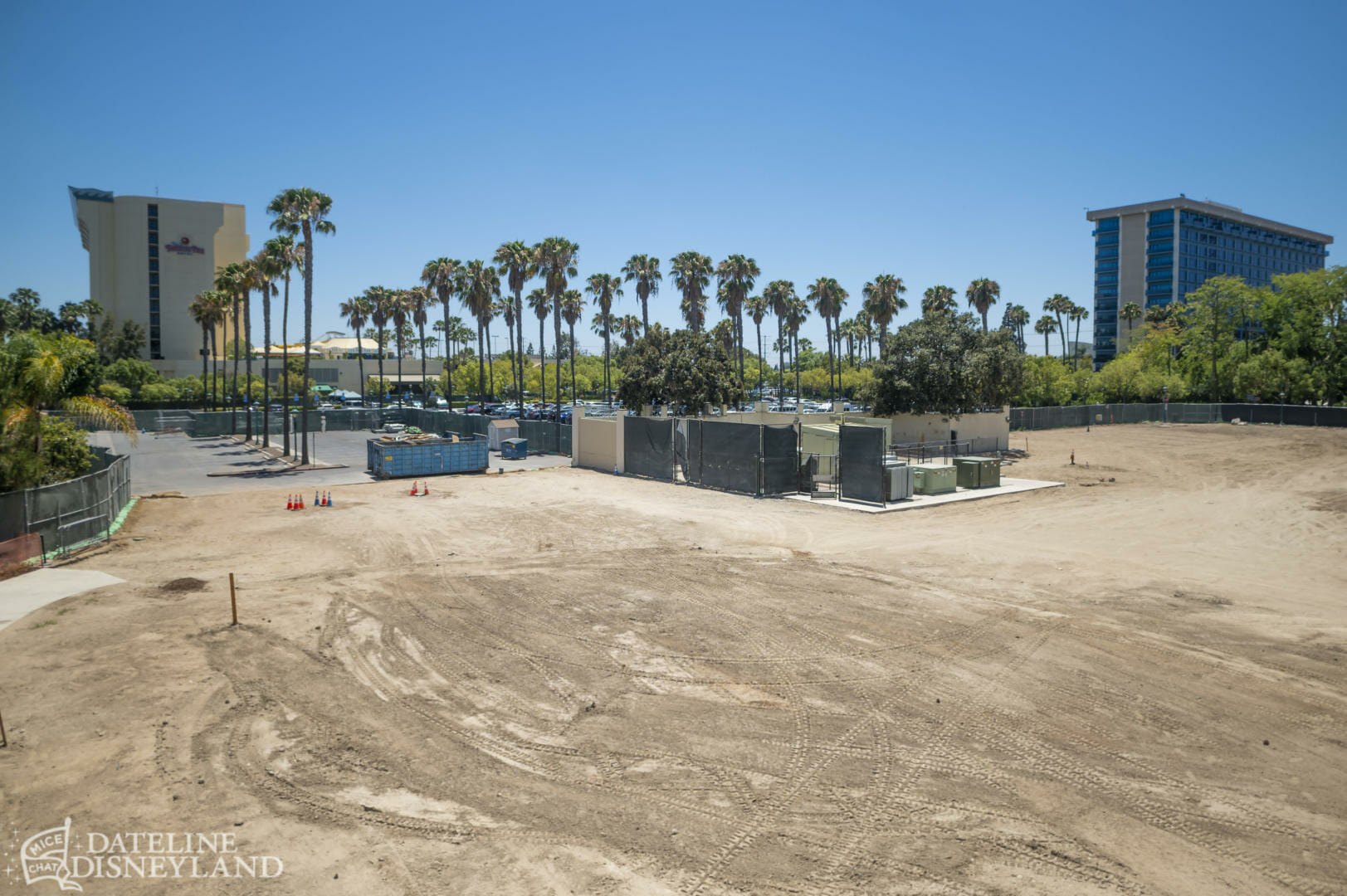 Disneyland, Dateline Disneyland: Pirates Return, Submarine Voyage Testing & More!