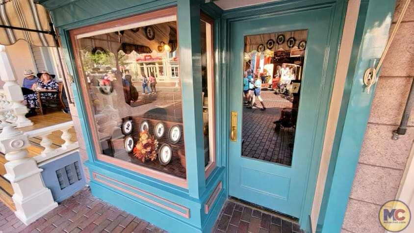 , Disneyland&rsquo;s Silhouette Studio Is Back!
