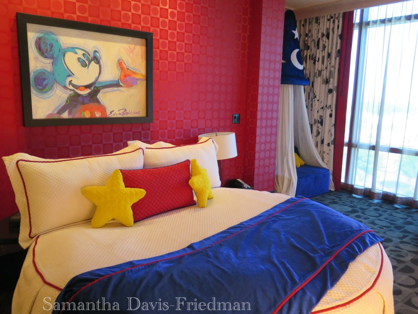 Disneyland Hotel Mickey Suite