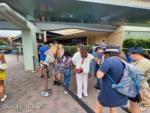 Disneyland Crowds Mobile Order Standby Galactic Grill-micechat
