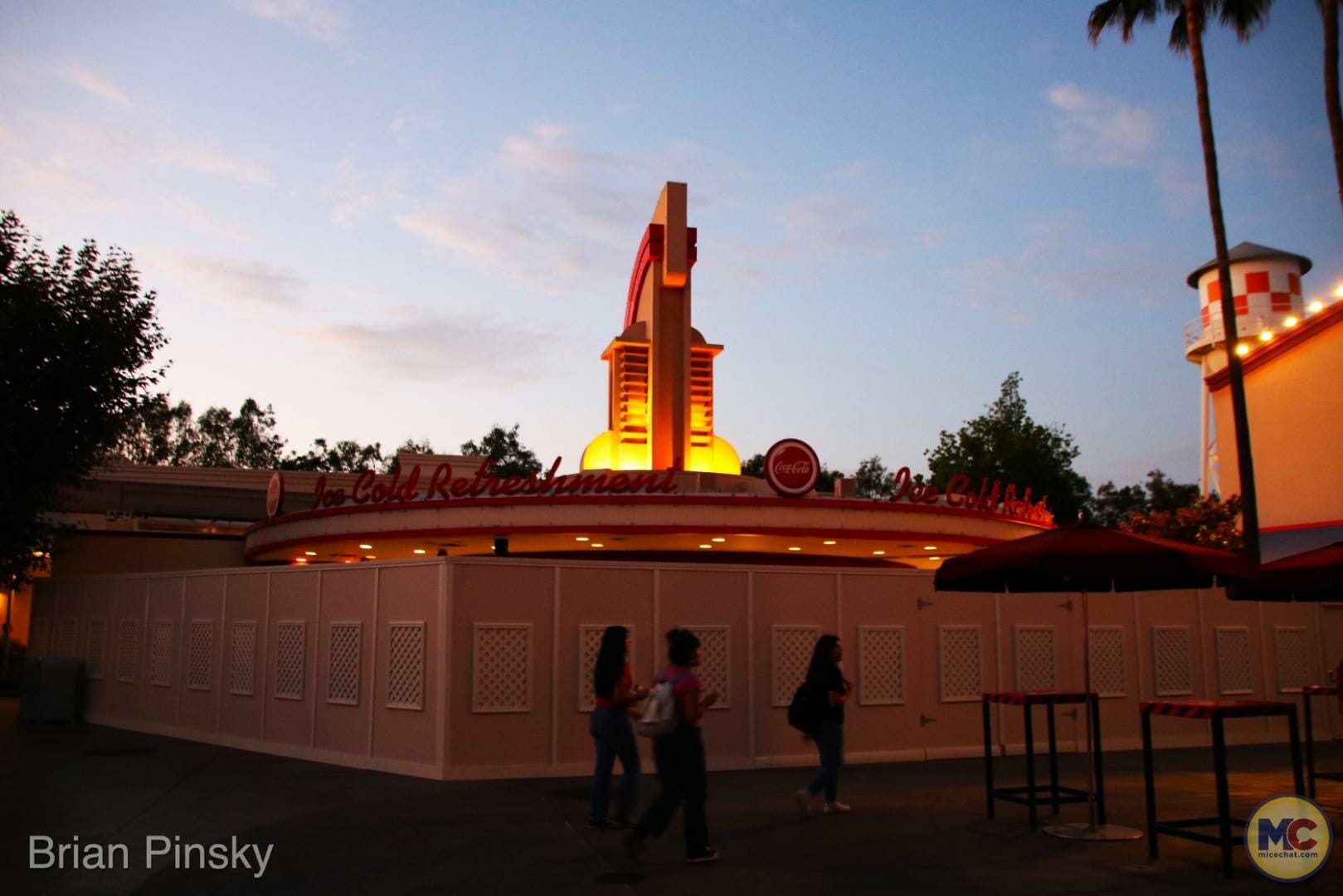 , Disneyland Update Part 2 &#8211; Flying High Over ToonTown, Construction, Sweet Treats