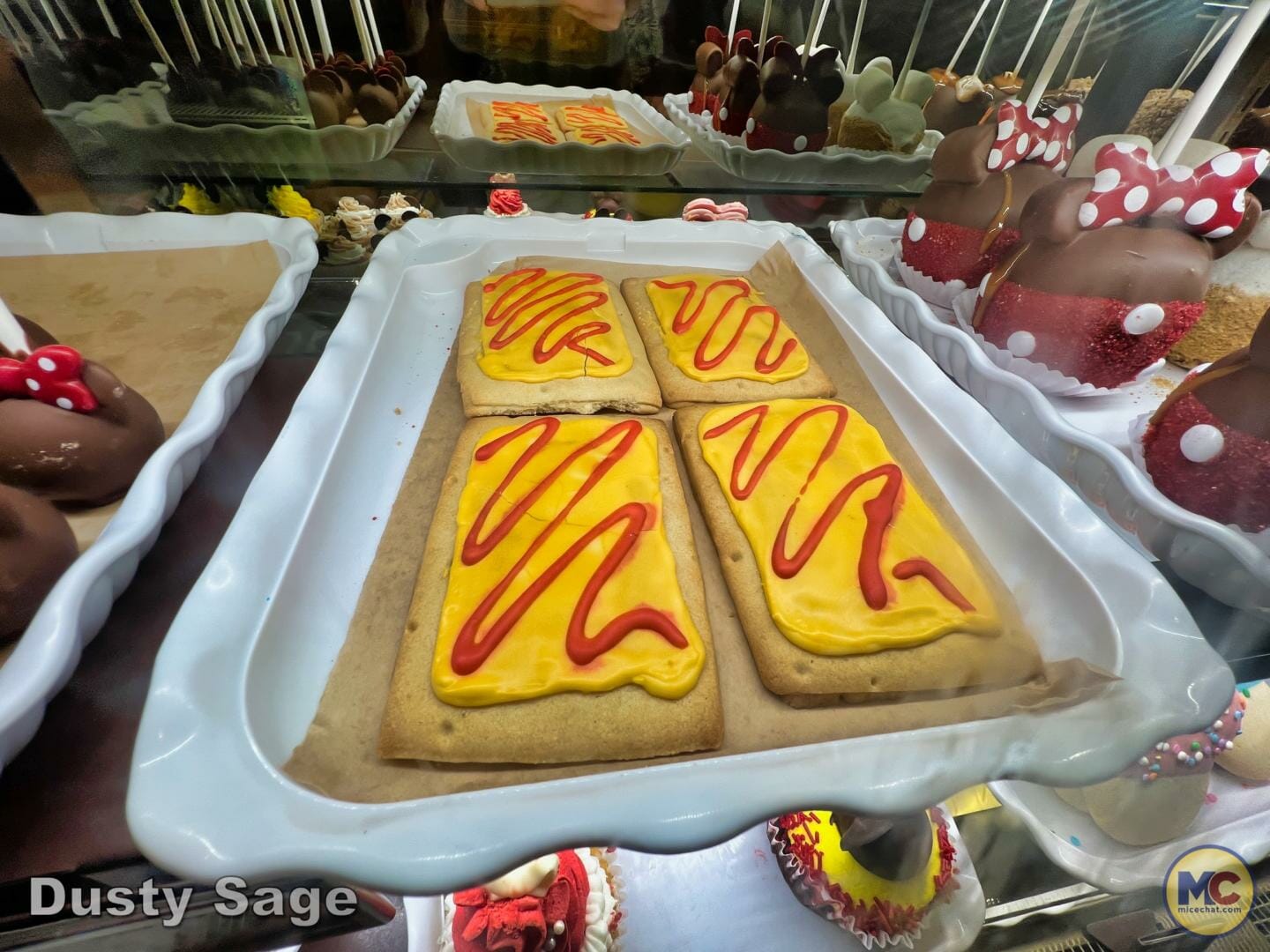 , Disneyland Update Part 2 – Flying High Over ToonTown, Construction, Sweet Treats
