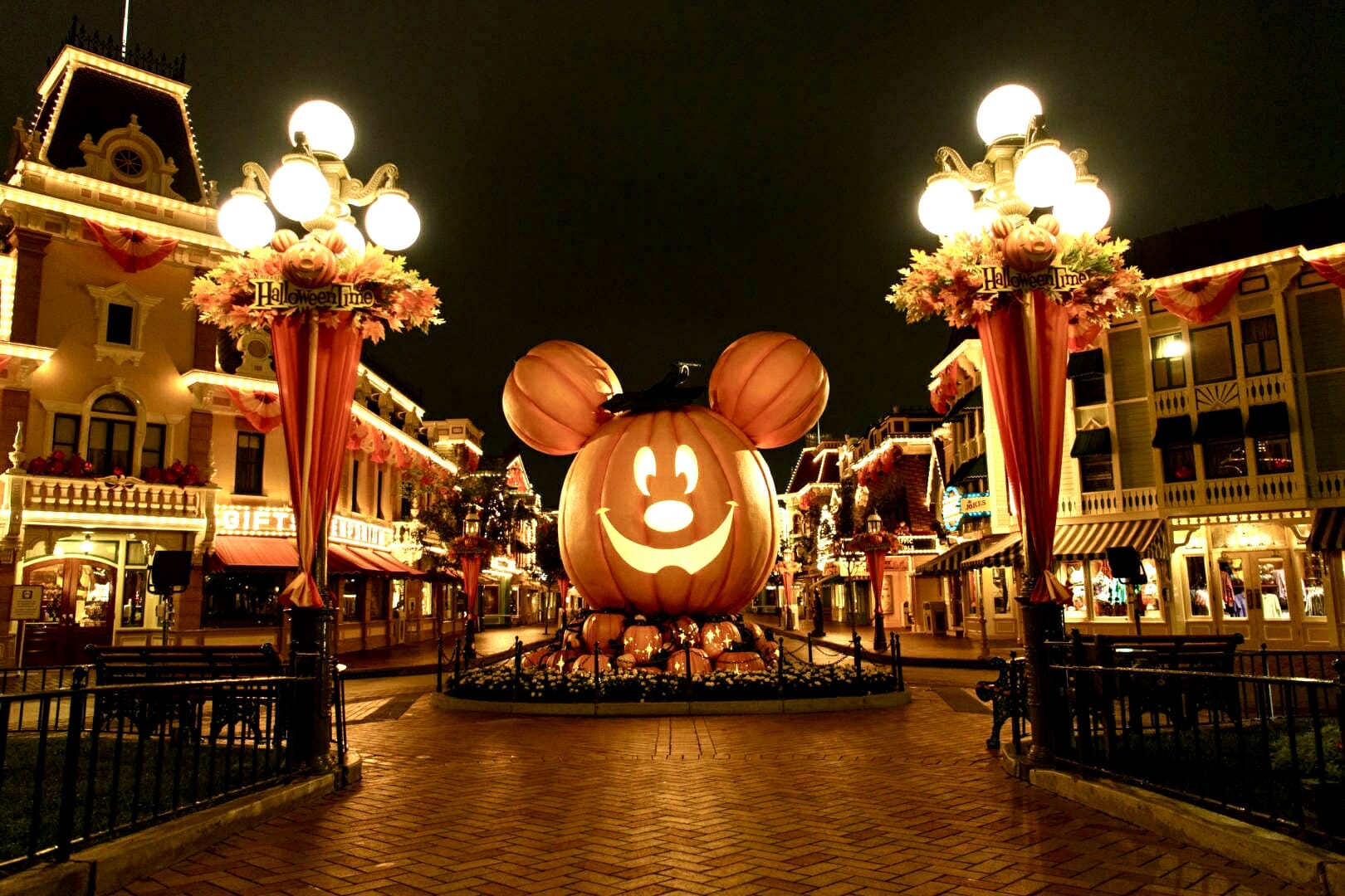 Halloween, Southern California Theme Park Halloween Events – From Mild to Wild!