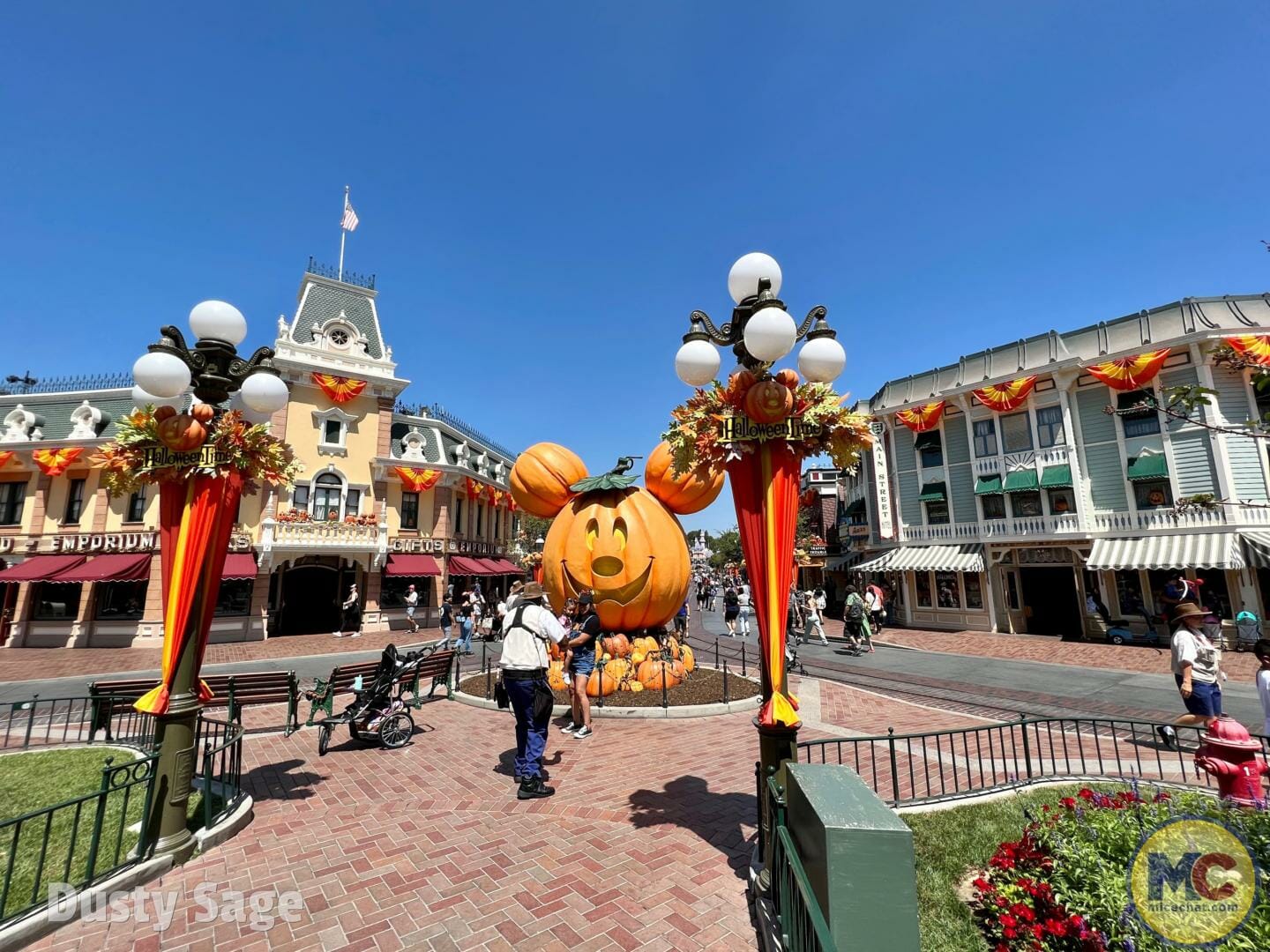 Disneyland Halloween, Disneyland Halloween Time Guide 2023 &#8211; New Boo For You!