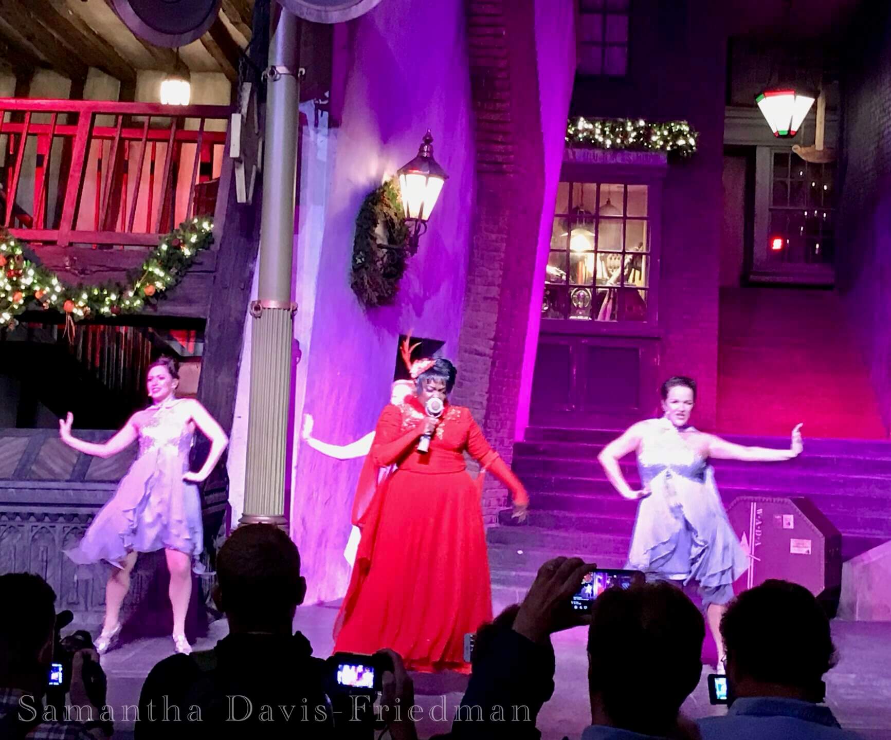 Universal Orlando Christmas in the Wizarding World of Harry Potter
