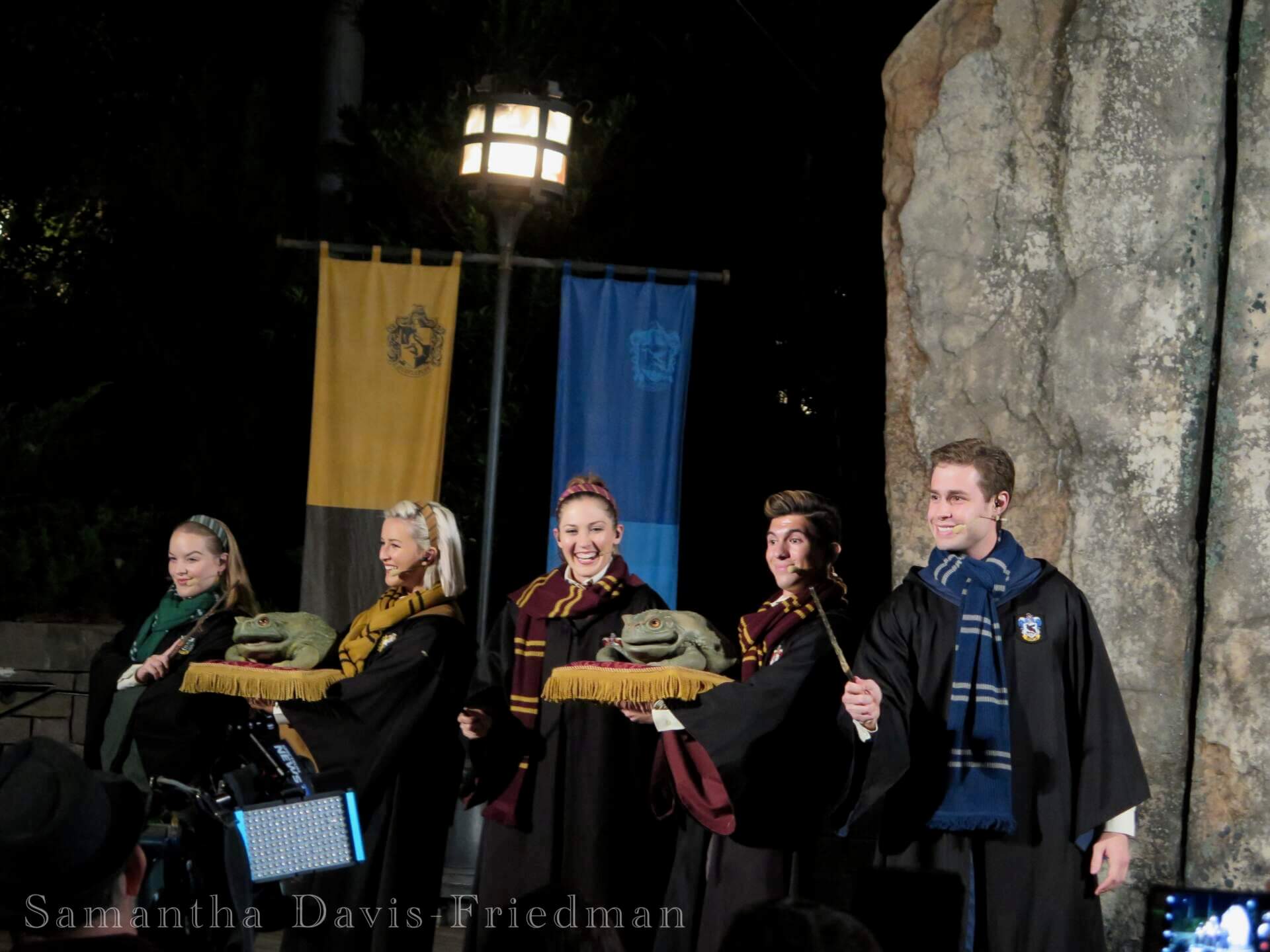 Universal Orlando Christmas in the Wizarding World of Harry Potter
