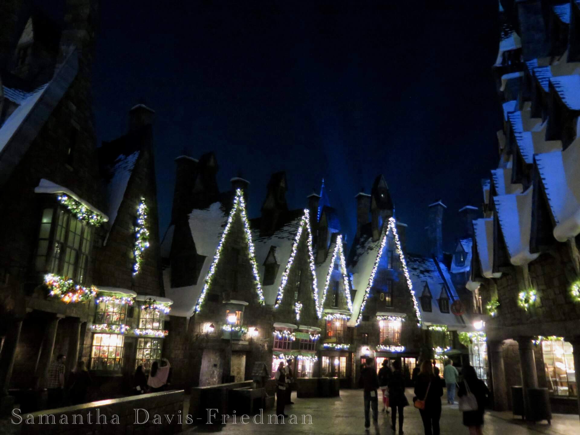 Universal Orlando Christmas in the Wizarding World of Harry Potter