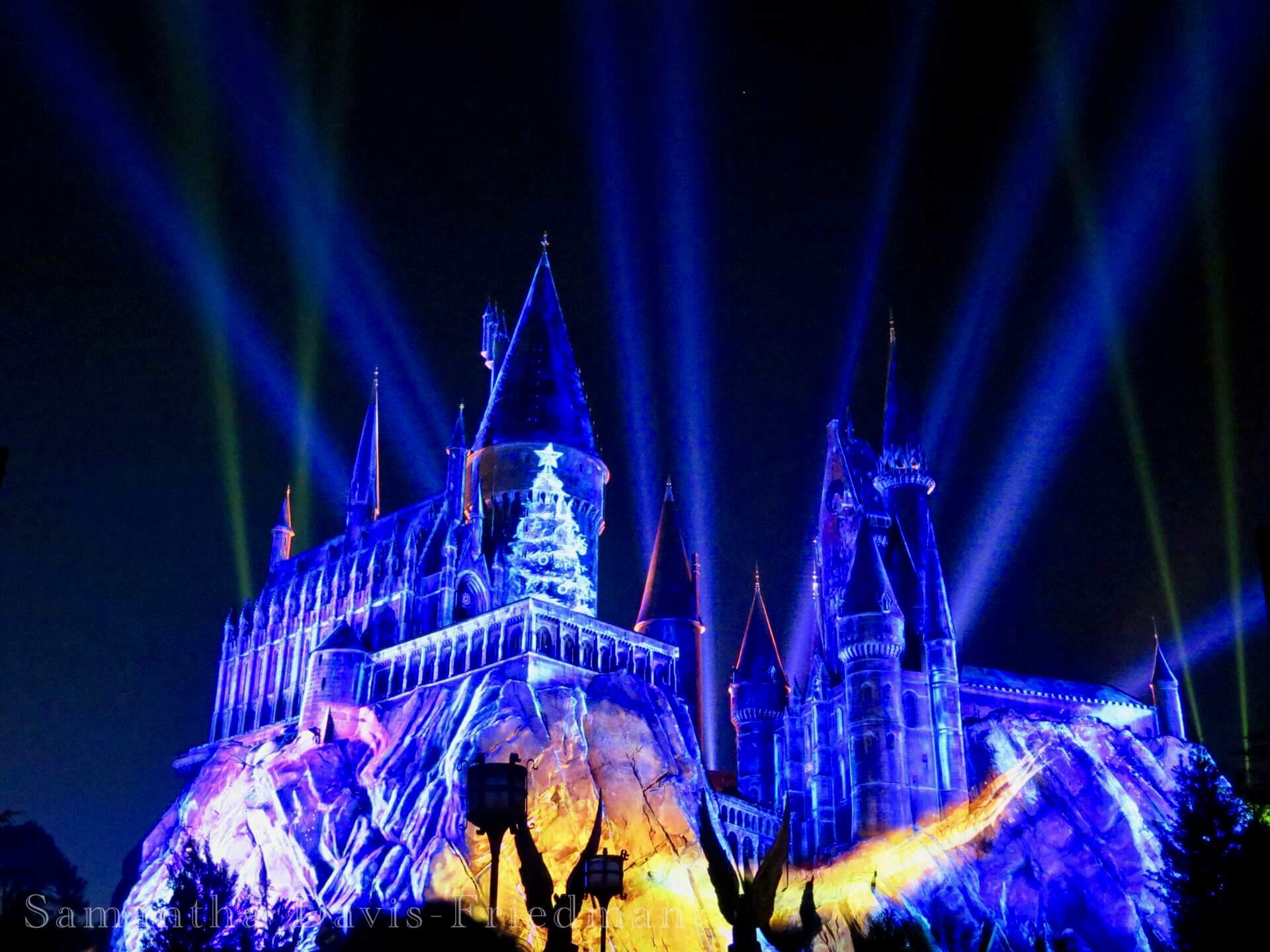 Universal Orlando Christmas in the Wizarding World of Harry Potter