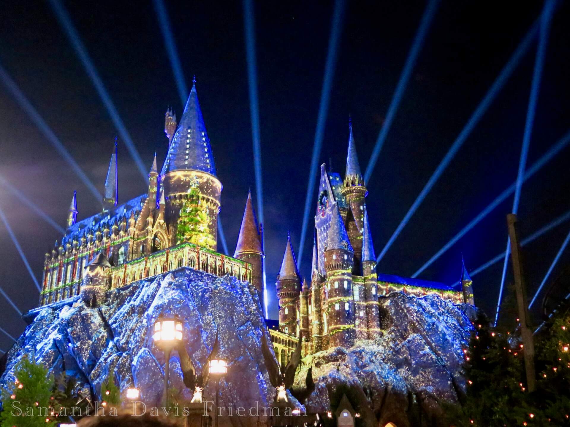 Universal Orlando Christmas in the Wizarding World of Harry Potter