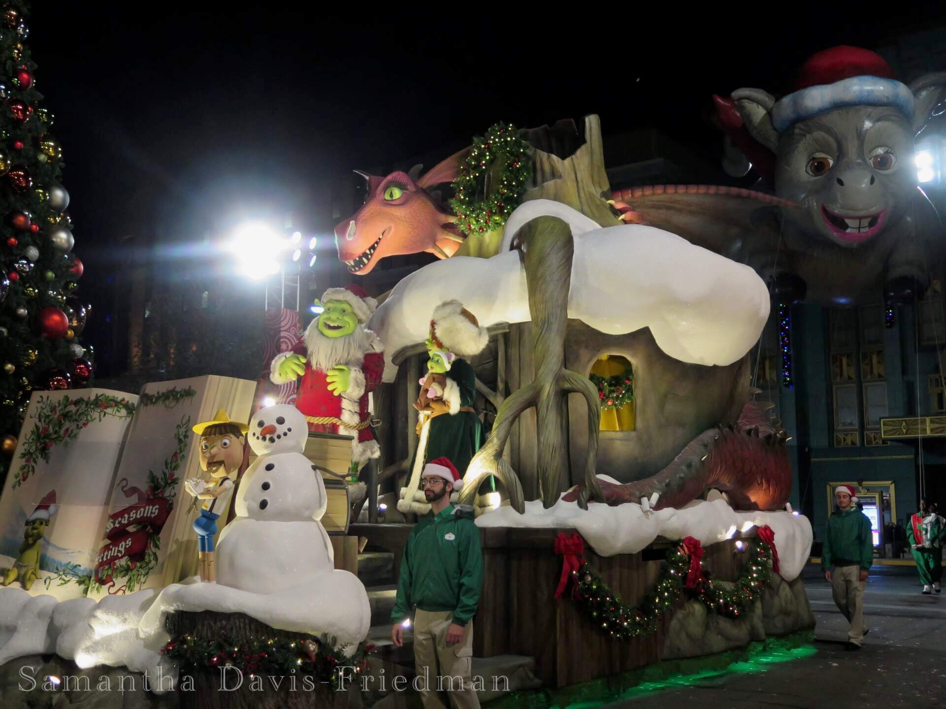 Universal Orlando Holiday Parade
