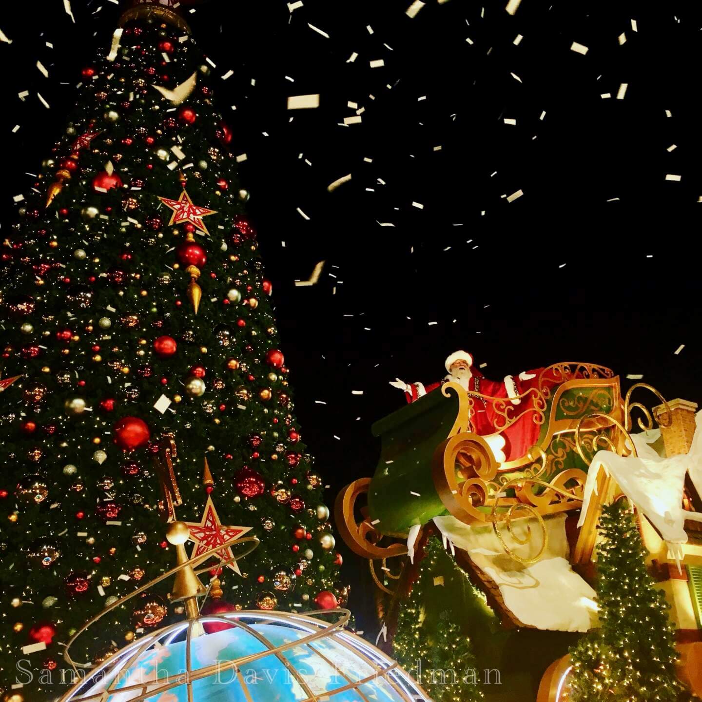 Universal Orlando Holiday Parade