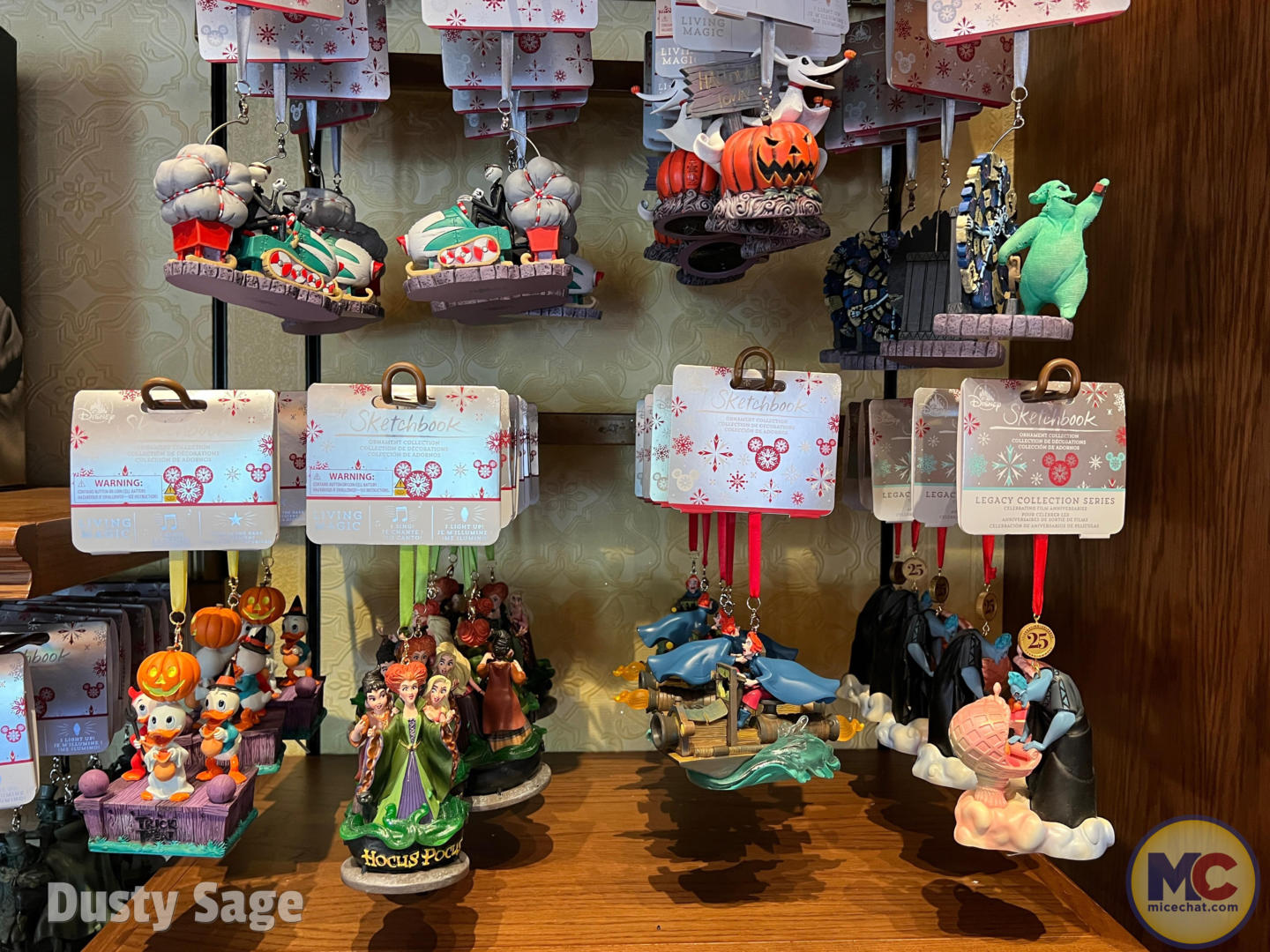 , Disneyland Update Part 1 &#8211; Early Morning Magic Returns, Halloween Begins &#038; Magic Keys Please