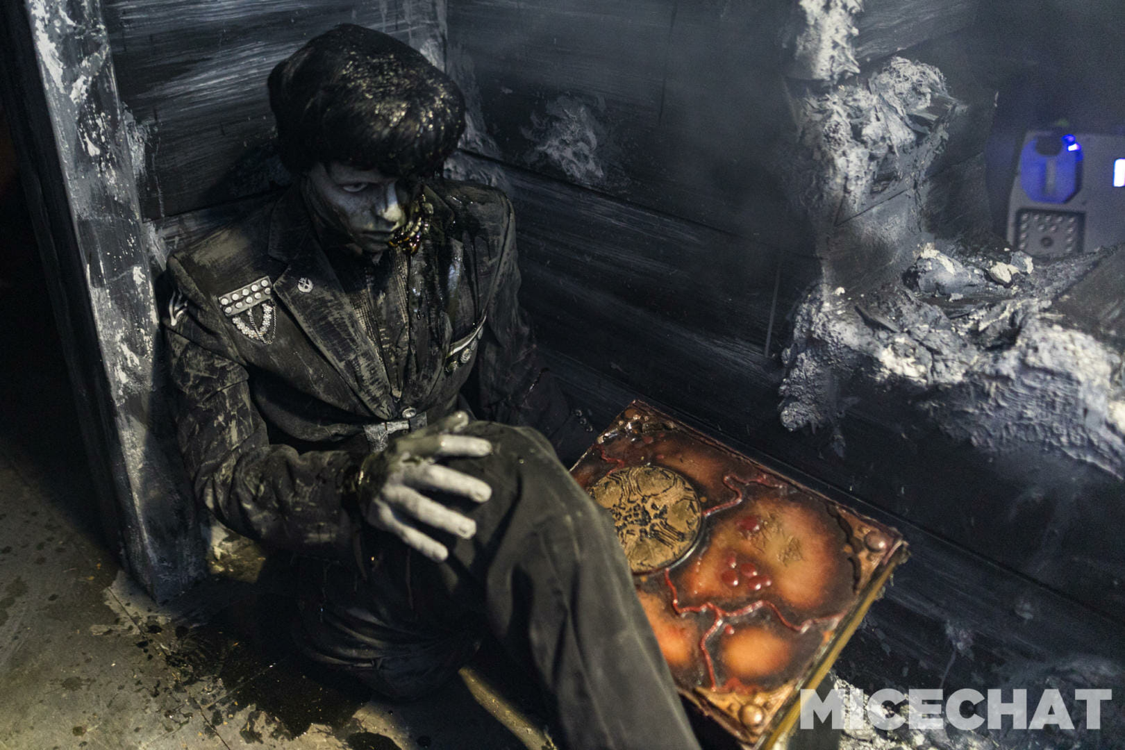 , The Fog Awaits: Your Guide to Knott’s Scary Farm Halloween Haunt 2022!