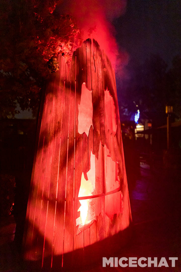 , The Fog Awaits: Your Guide to Knott’s Scary Farm Halloween Haunt 2022!