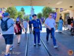 Disney California Adventure beauty officer blue-micechat