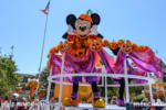 Disneyland_Town Square_Halloween Character_Cavalcade (1 of 1)-3