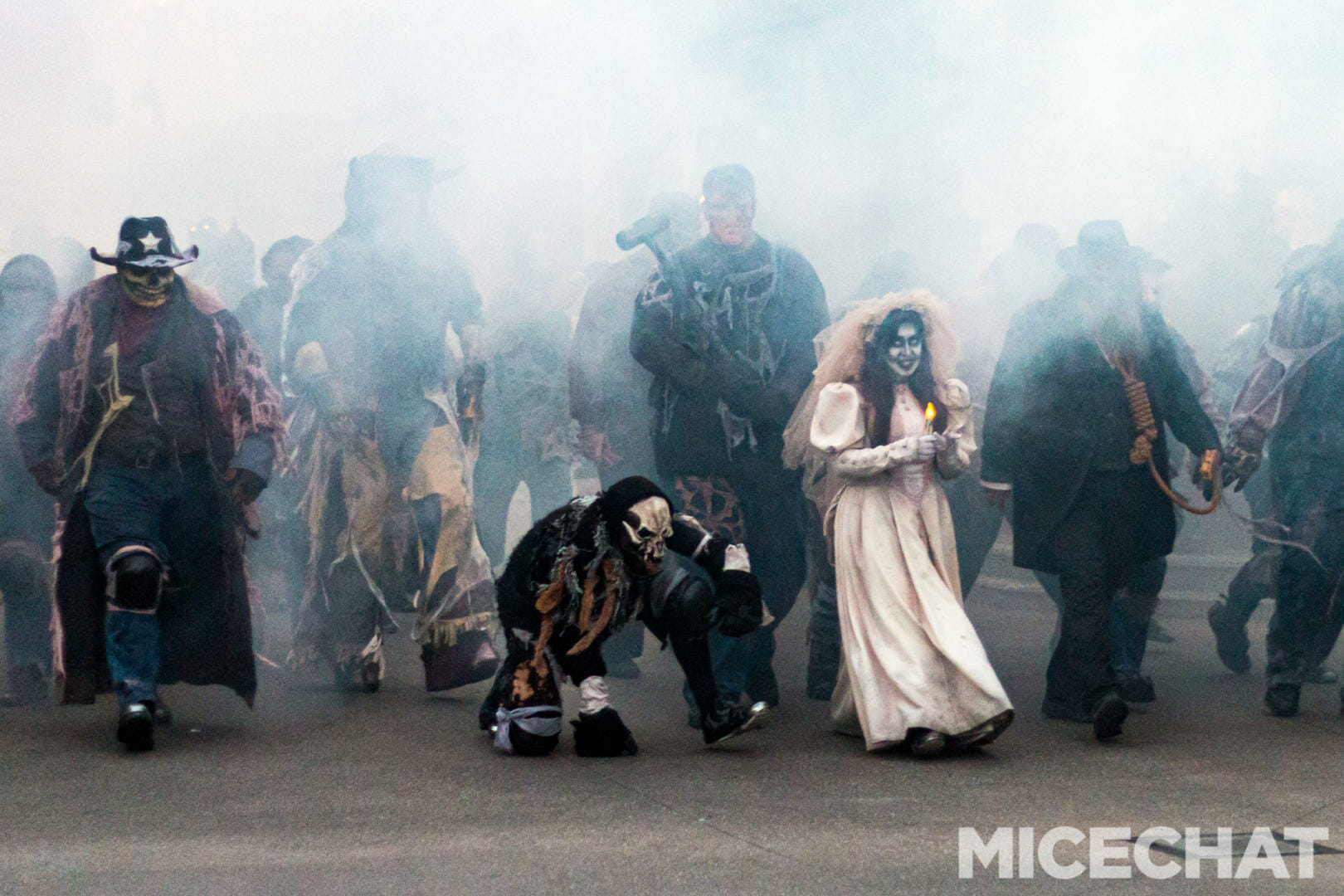 , The Fog Awaits: Your Guide to Knott’s Scary Farm Halloween Haunt 2022!