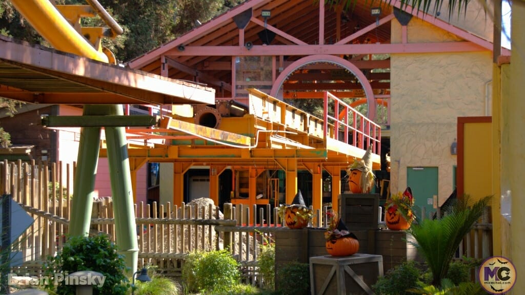 , Knott’s Spooky Farm: The Delightfully Scare-Free Side of Halloween