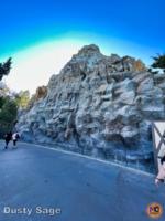 disneyland construction matterhorn 1-micechat