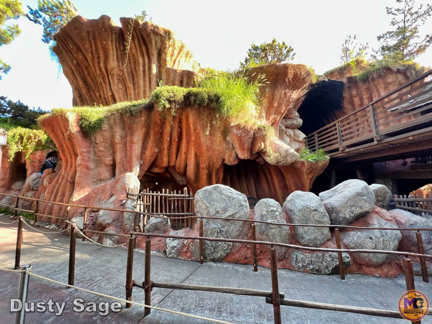 , Disneyland Update: Halloween Treats & Traffic Tricks!