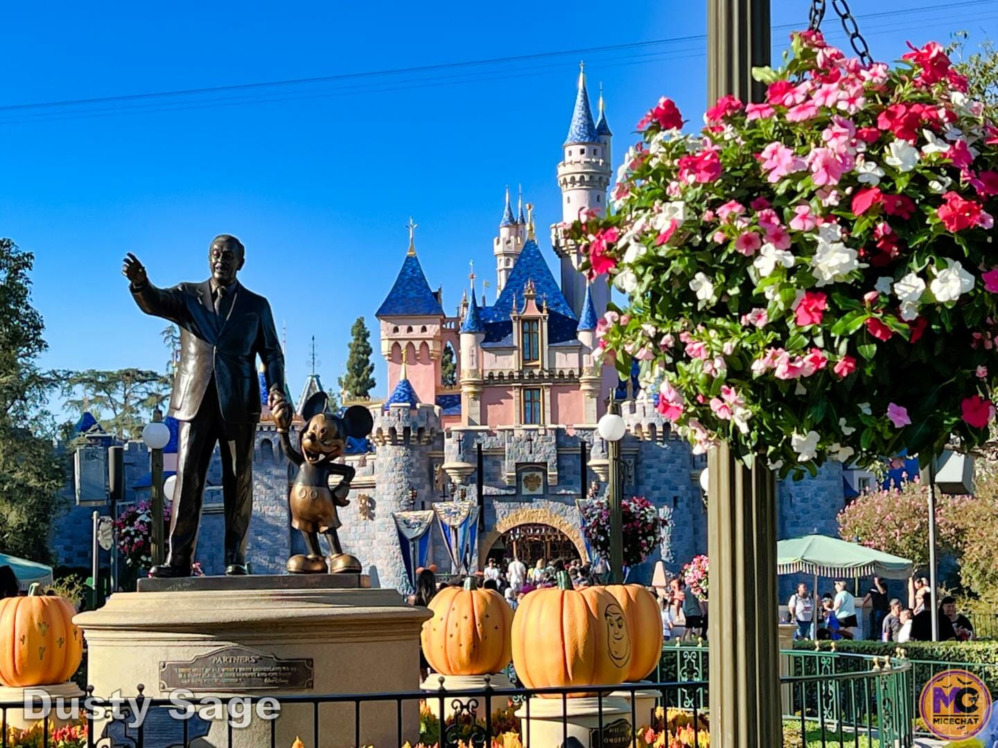 , Disneyland Update: Halloween Treats & Traffic Tricks!