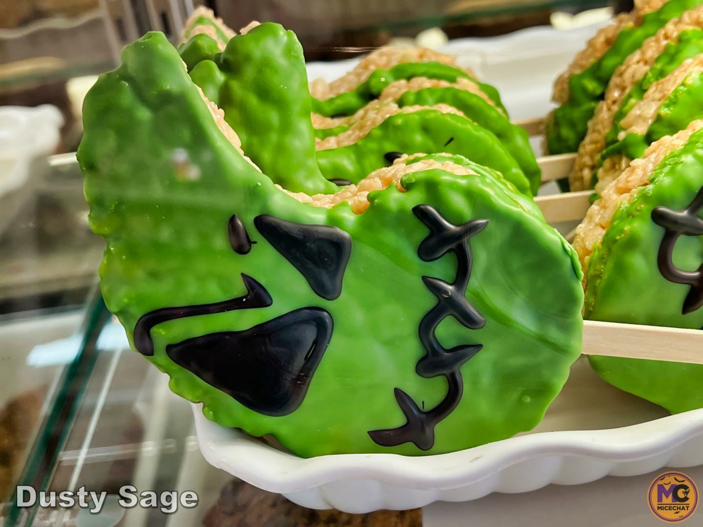 , Disneyland Update: Halloween Treats & Traffic Tricks!
