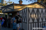 076_Disneyland_Le Petit Chalet Construction