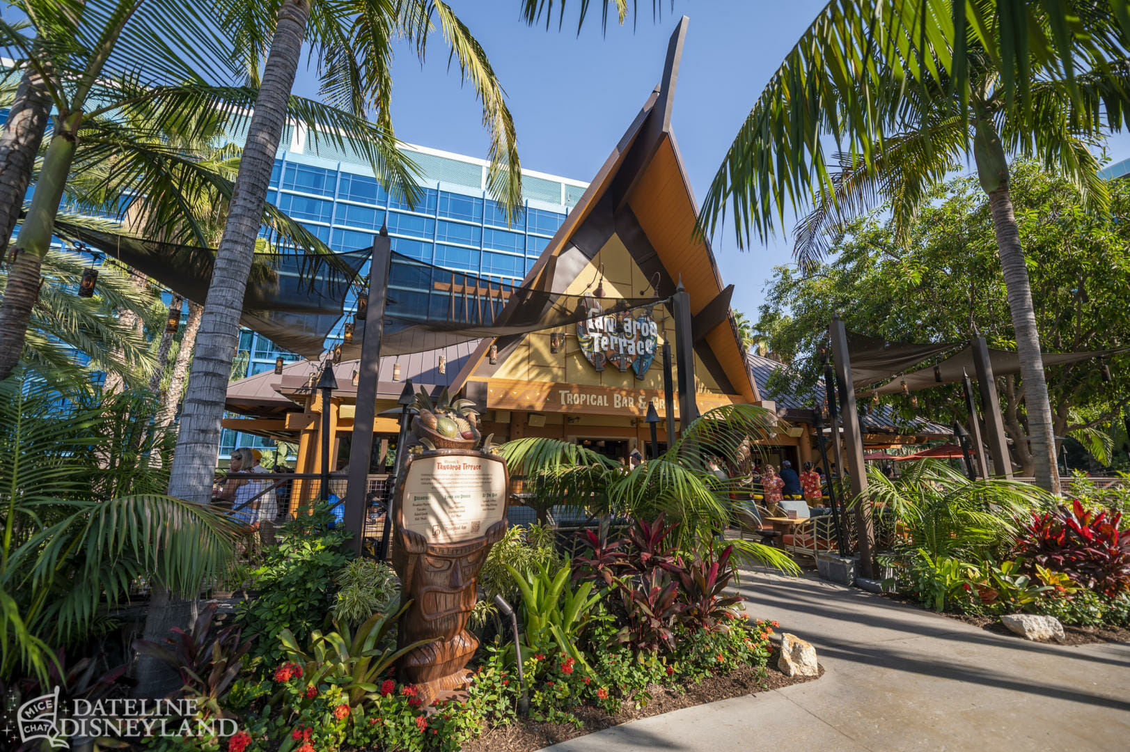 Disneyland dining with kids trader sam's
