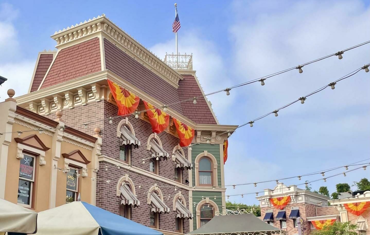 Disneyland buildings on Main Street from Center Street