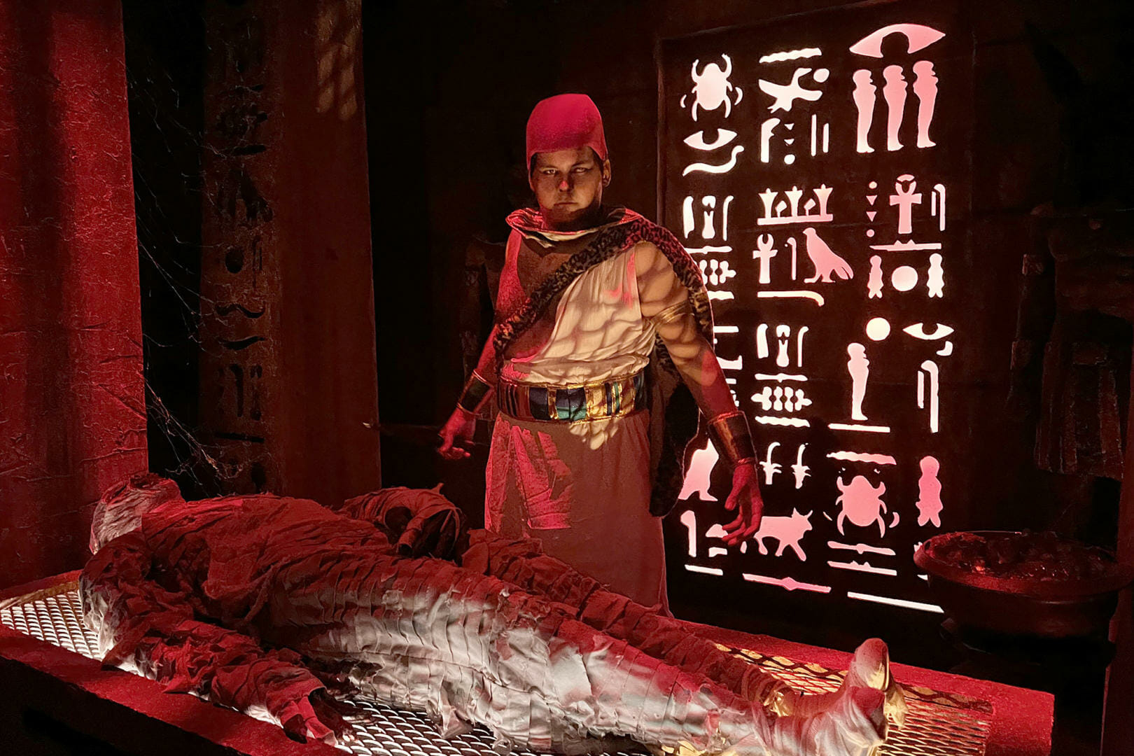 Universal Halloween Horror Nights watch out for the Mummy