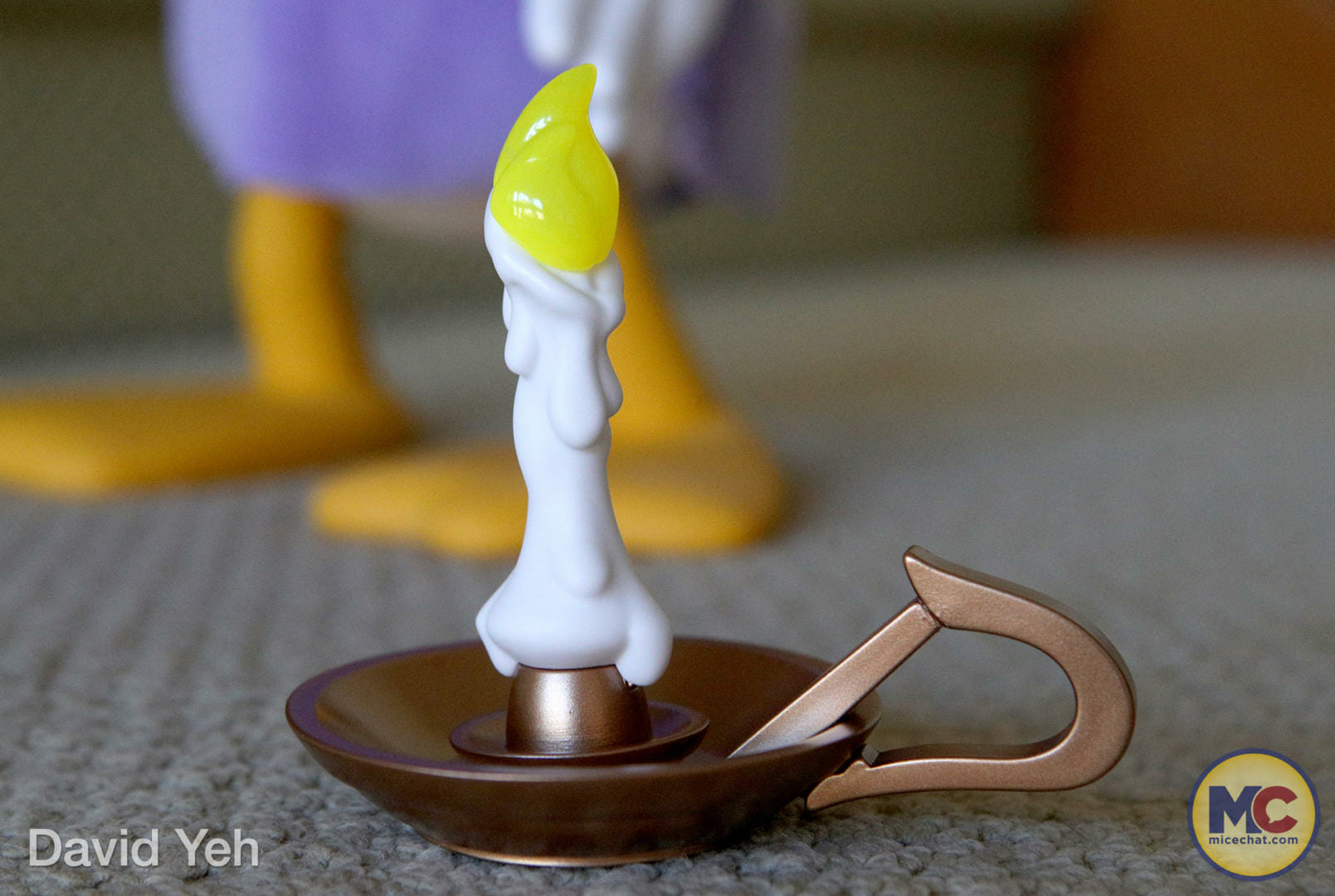 Super7 Ebenezer Scrooge, MiceChat Reviews: Super7’s Supersize Ebenezer Scrooge & Queen of Hearts Figures