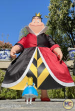 Super7-Queen of Hearts Supersize figure review-10