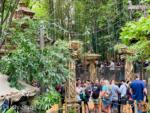 disneyland crowds indy queue-MiceChat