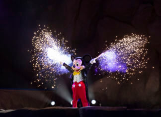 Fantasmic Returns to WDW With New Show Sequence and Effects