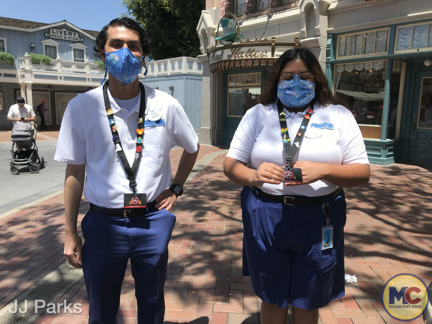 trading pins, Pin Point: A Guide to Buying and Trading Pins at the Disneyland Resort