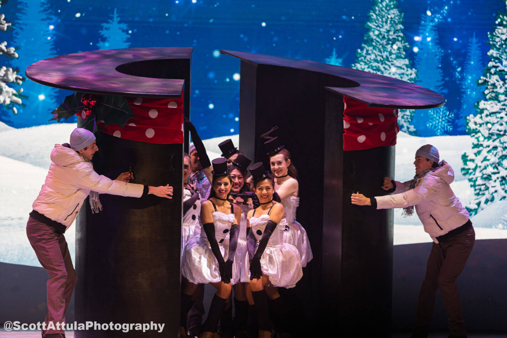 , Knott’s Merry Farm For the Holidays – It’s All HERE!