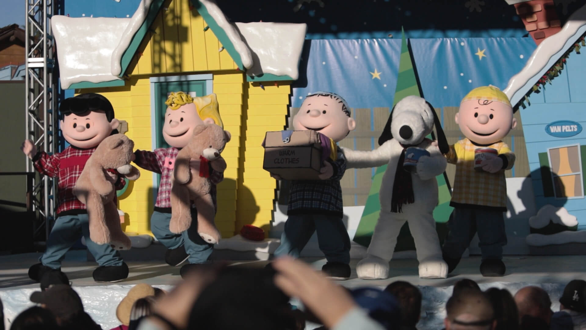 , Knott’s Merry Farm For the Holidays – It’s All HERE!