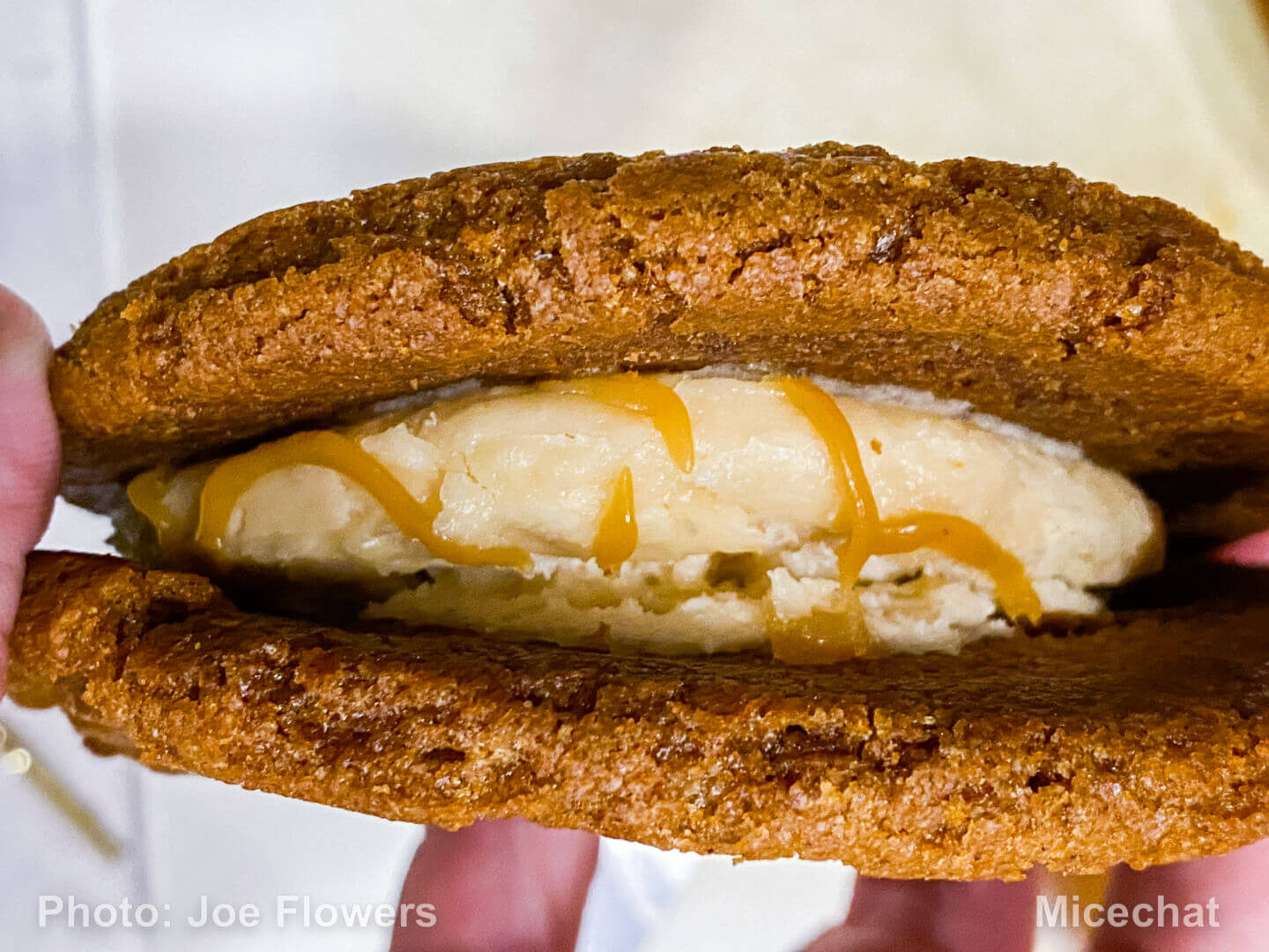 , Making Epcot&#8217;s Karamell-Küche Gingerbread Salted Caramel Buttercream Cookies at home!