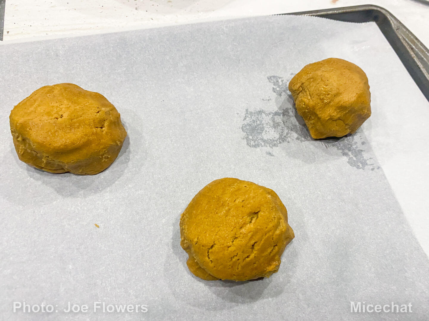 , Making Epcot’s Karamell-K&uuml;che Gingerbread Salted Caramel Buttercream Cookies at home!
