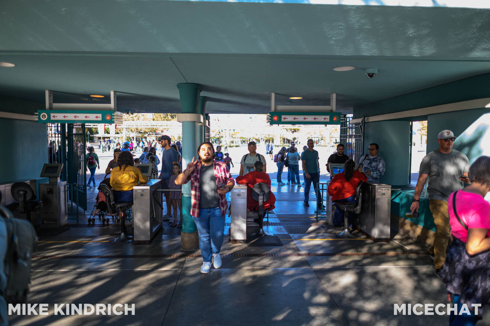 , Disneyland Update: Follow the Bouncing Bobs