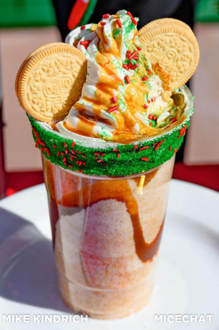 Disneyland Holiday Food Guide 2022, Season’s Eatings! The Complete Disneyland & Festival of Holidays Food Guide 2022